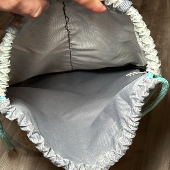 Adidas Drawstring Backpack - OS - Picture 6 of 7